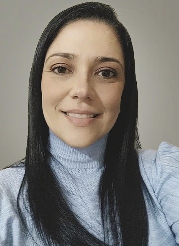 Aline Dias Pinheiro